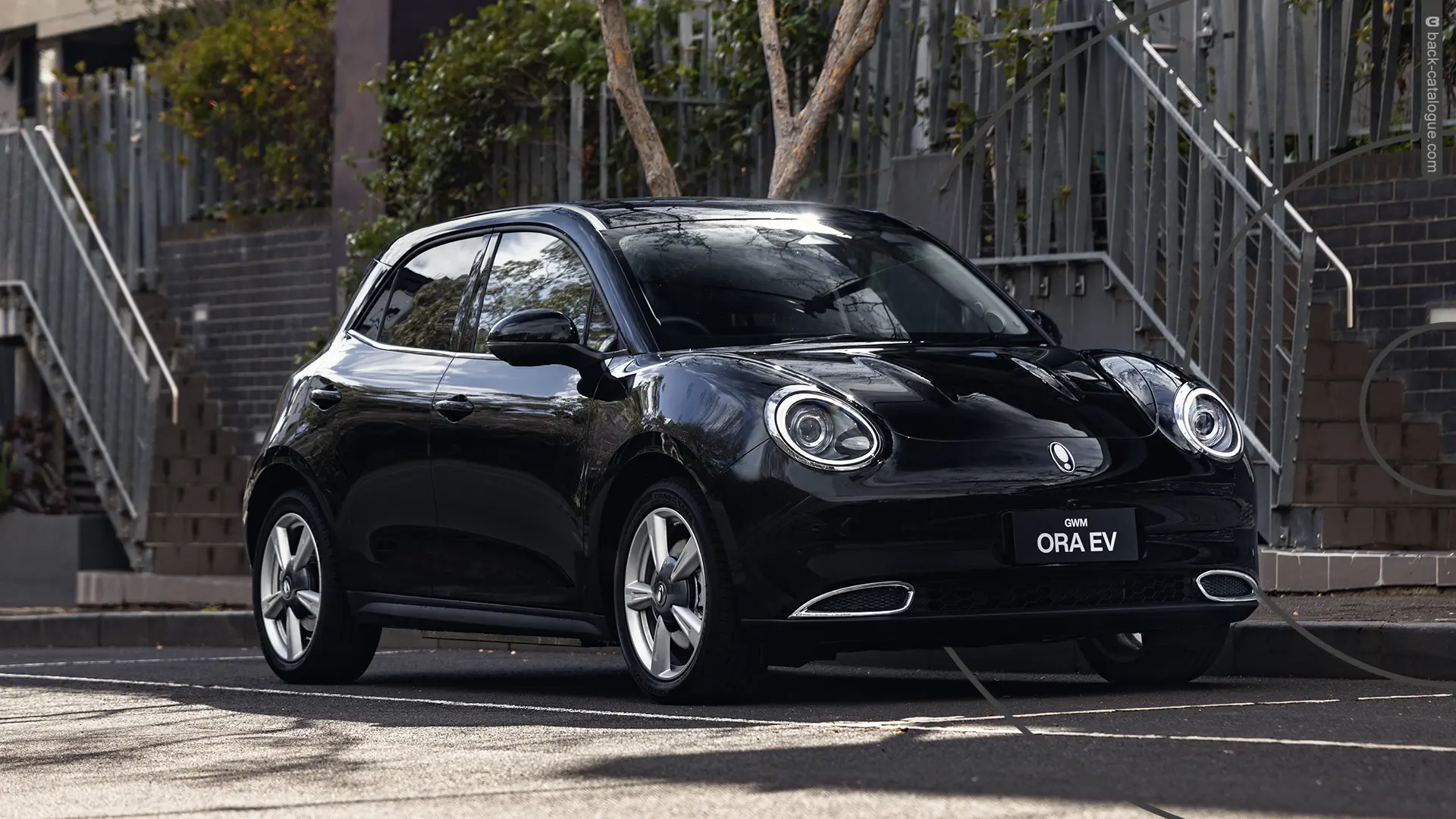 2025-gwm-ora-ev-front-qtr-3-car-back-catalogue