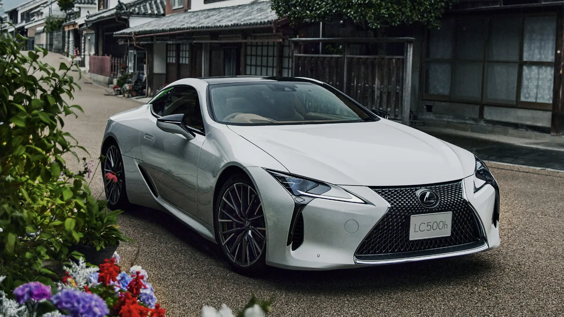 2026-lexus-lc-500h-coupe-front-qtr-car-back-catalogue-1